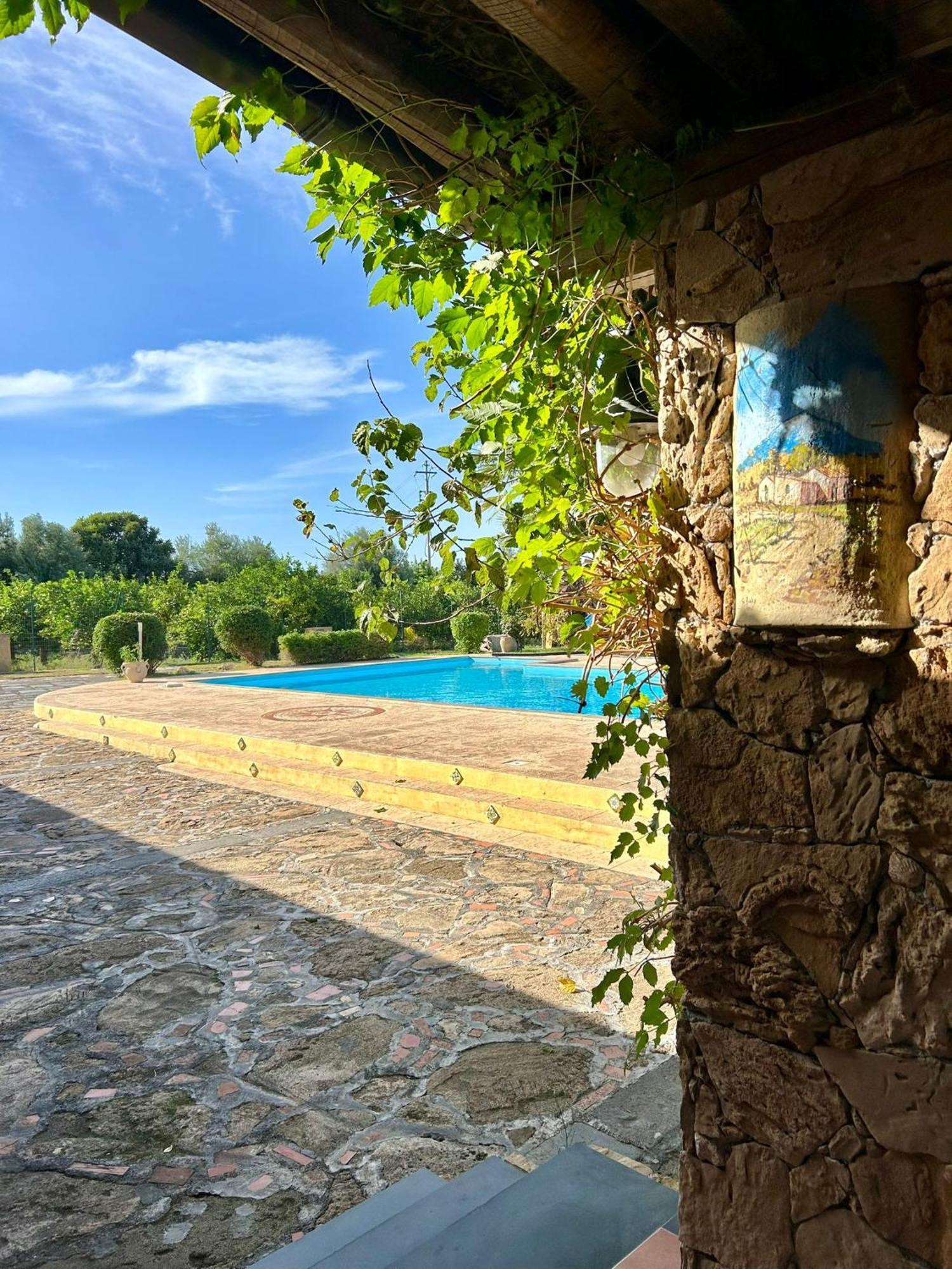 Case Di Loco Castro Agnone Bagni Exteriér fotografie