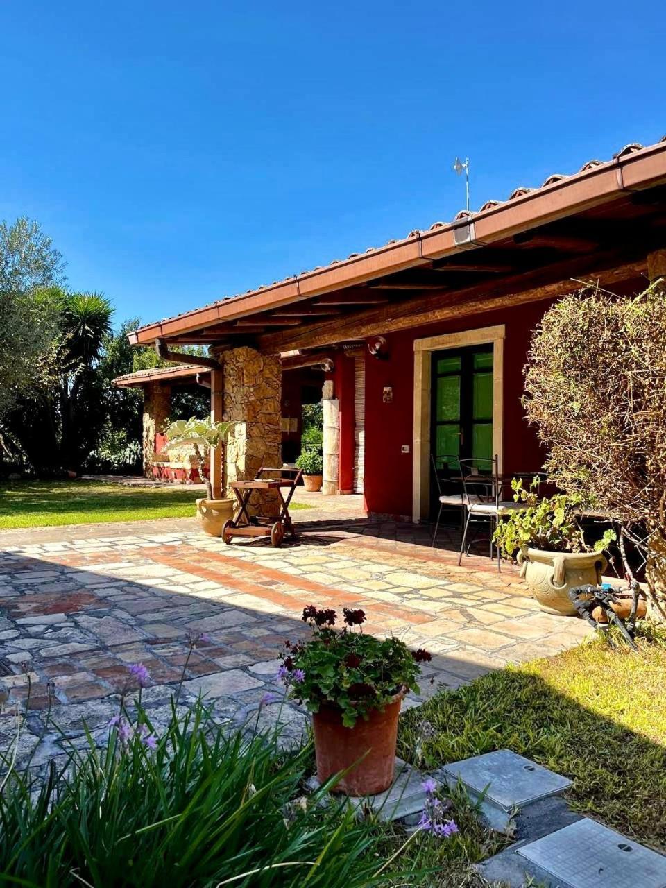 Case Di Loco Castro Agnone Bagni Exteriér fotografie