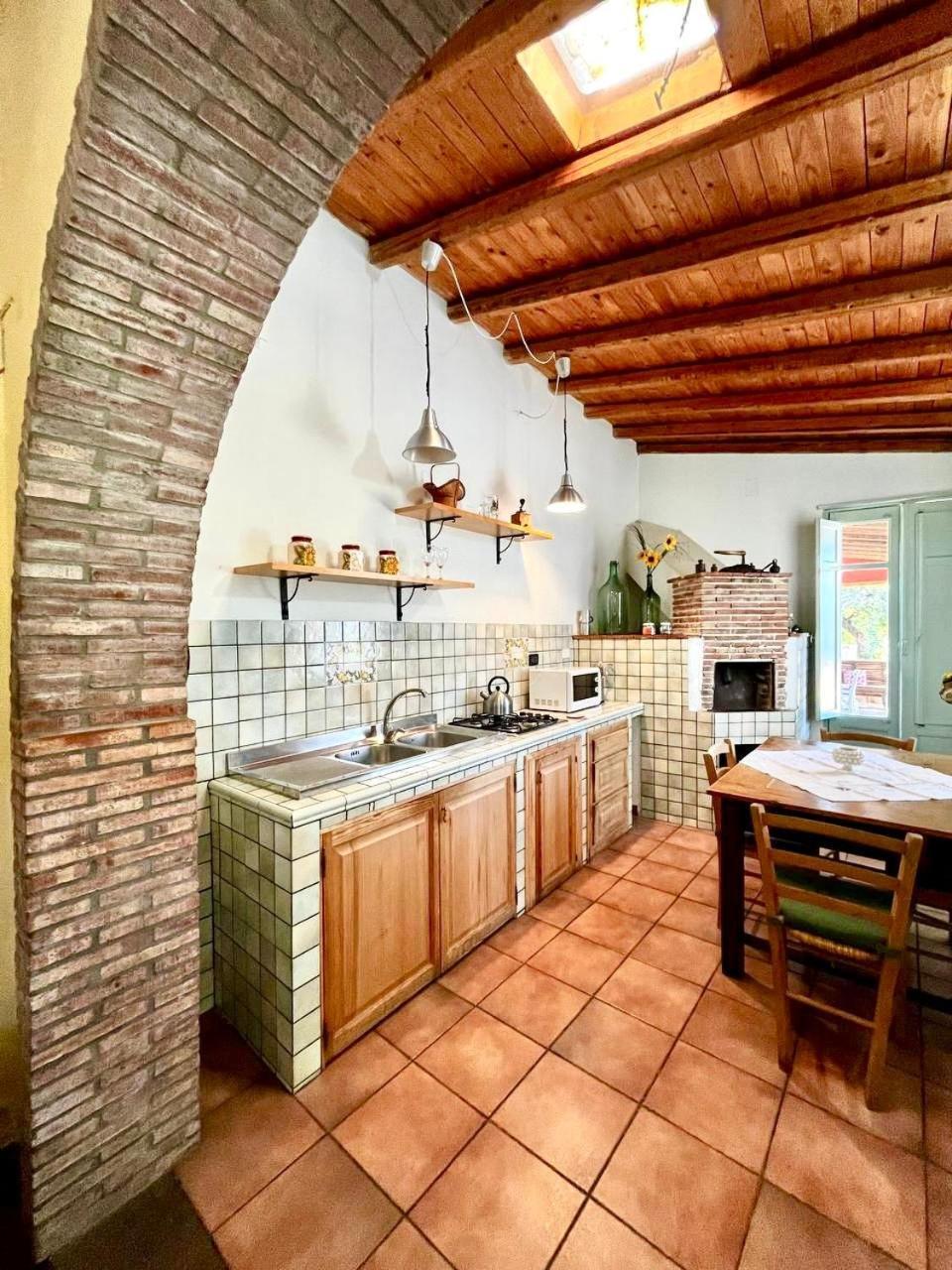 Case Di Loco Castro Agnone Bagni Exteriér fotografie